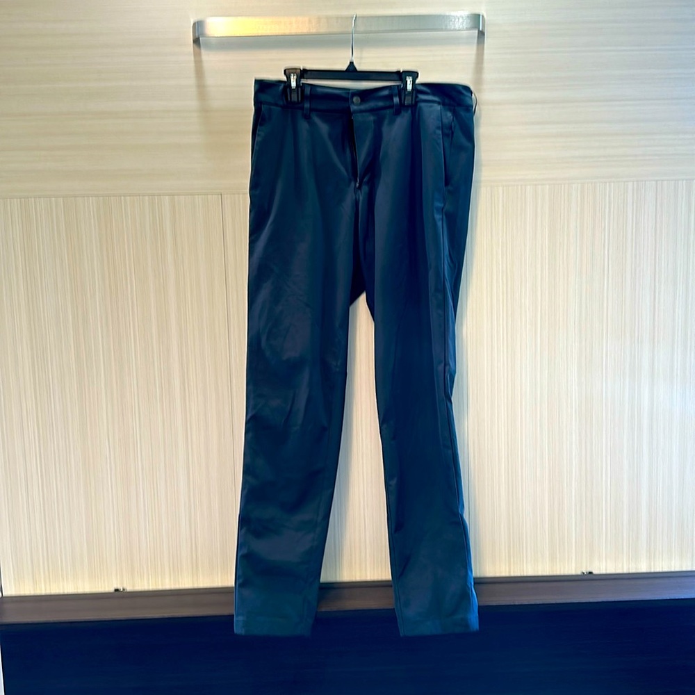 Lululemon Men’s Light Navy Business Casual Trouser